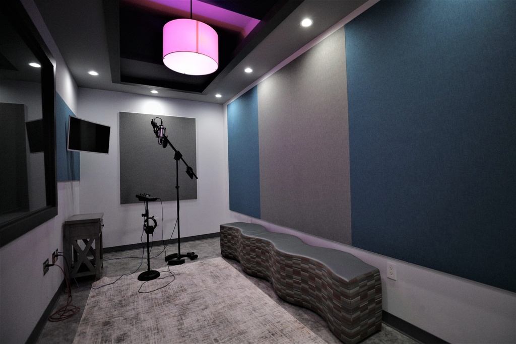 21. Grand Bay Studios Vocal Room - D.I.Y. Install