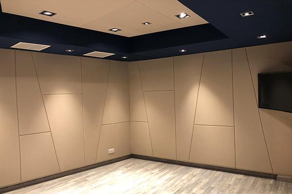 Flexible Wall Installation in Residential Area - Living Room
